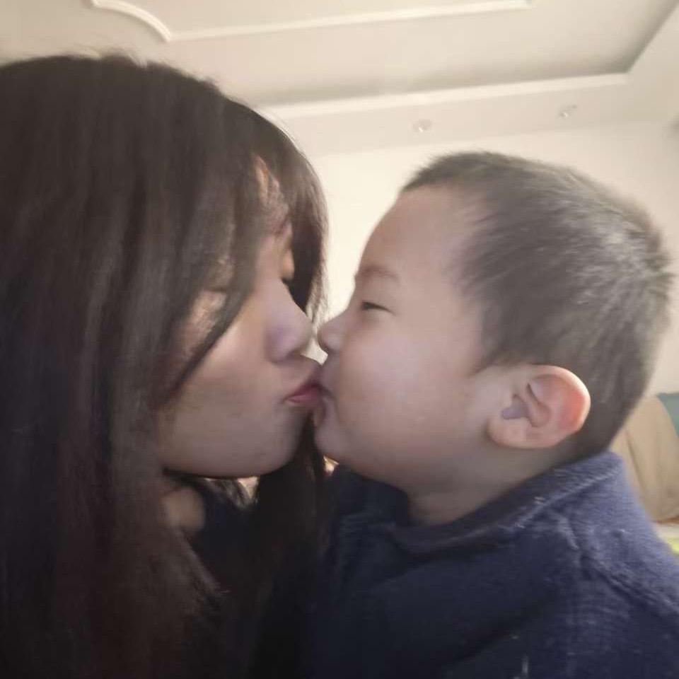 琦琦淘淘旭旭妈妈