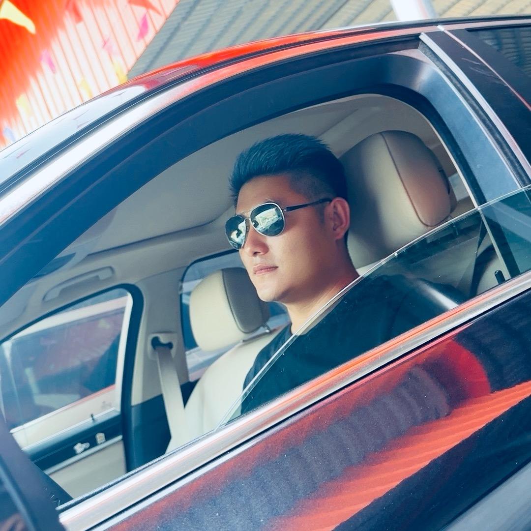 戛洒车玲珑二手车（啊平）