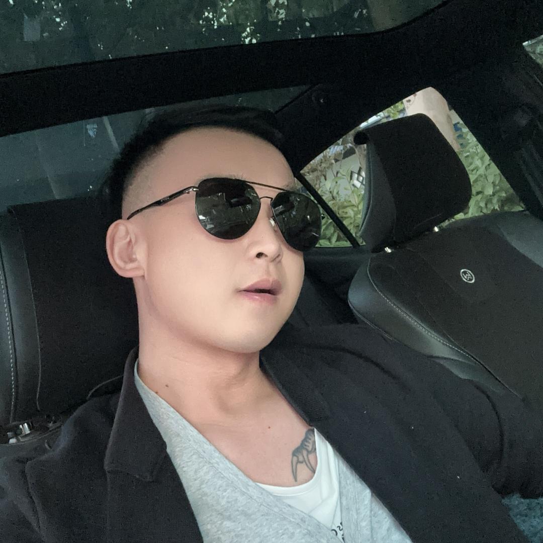 🚬ℒᎭℯ 运满乾坤༄꫟