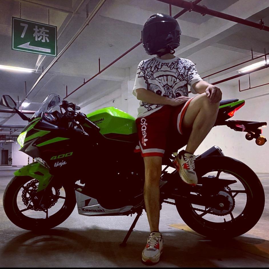 骑车治颈椎病的任生