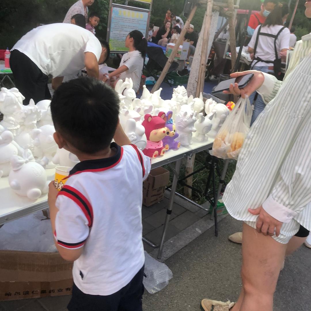 树脂工艺品赵康康