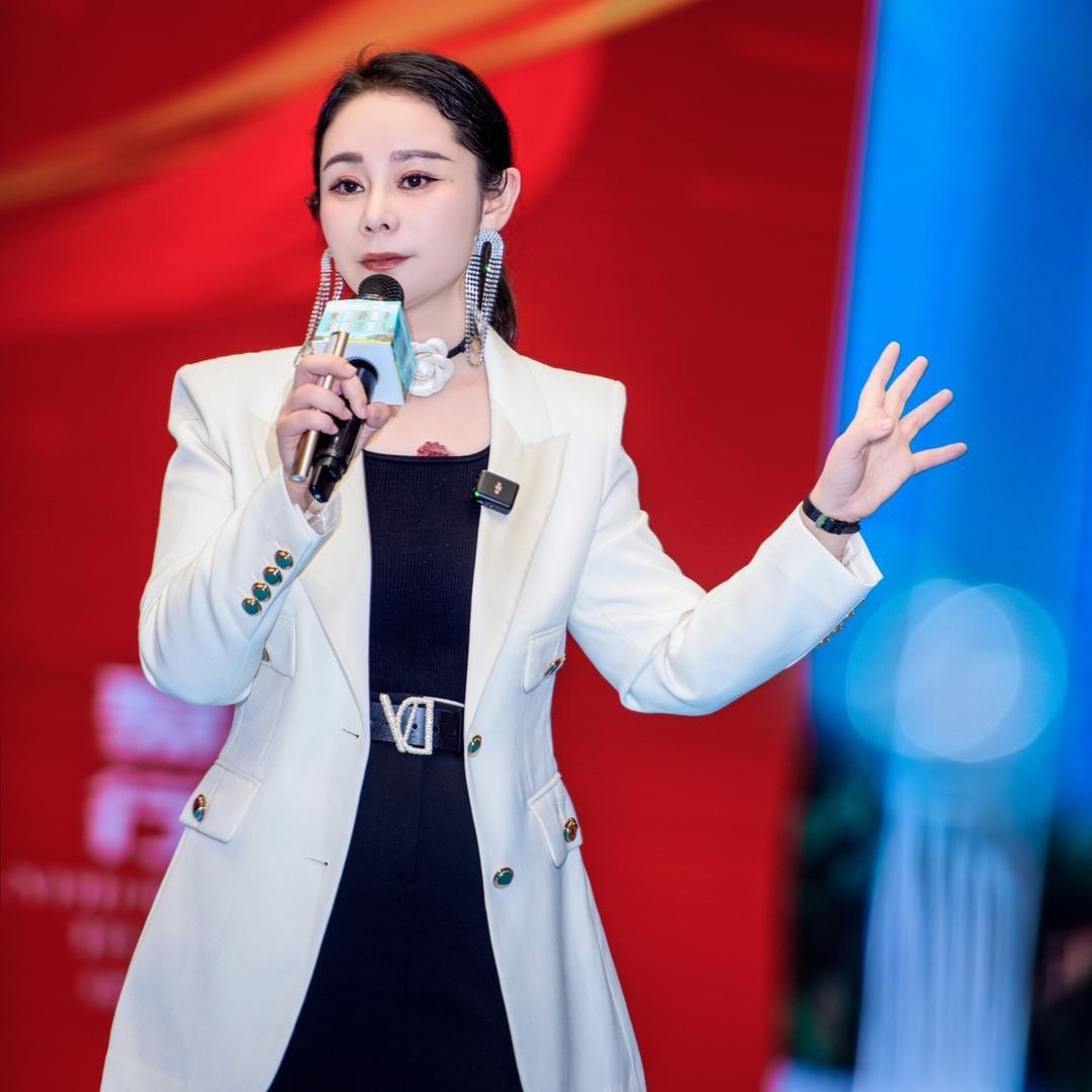 陈紫姗聊新美业