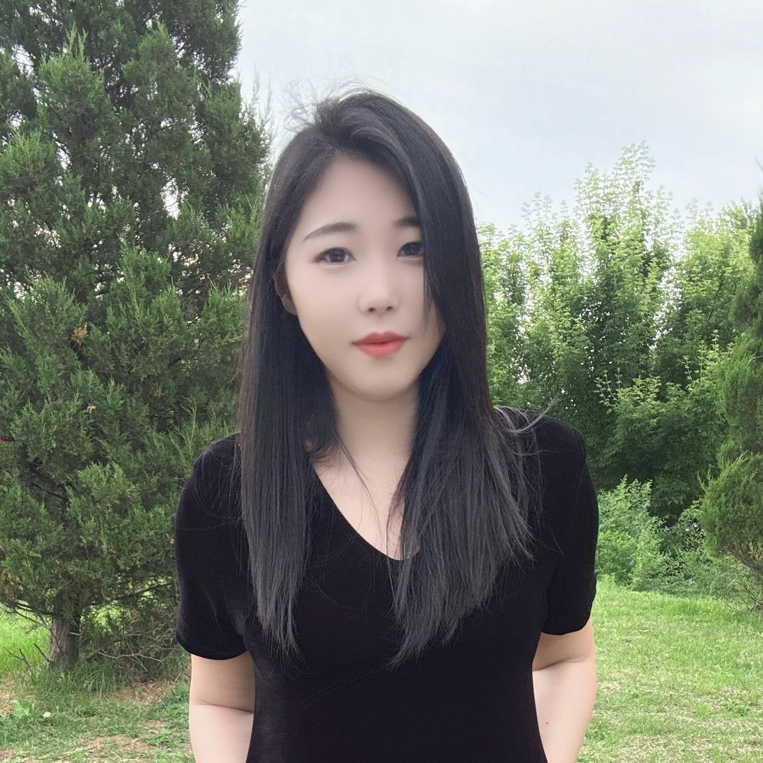 旁臭女孩儿 张晶晶