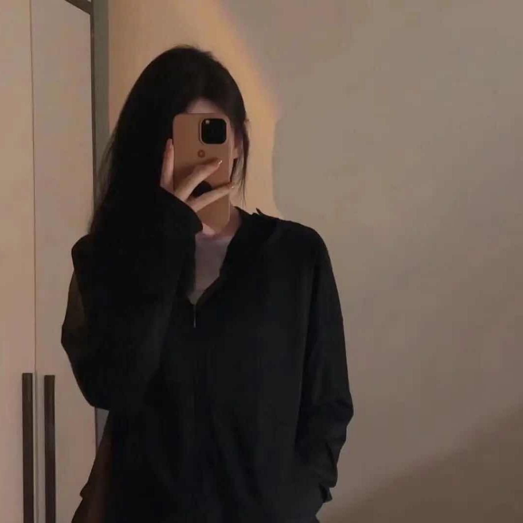 W.L