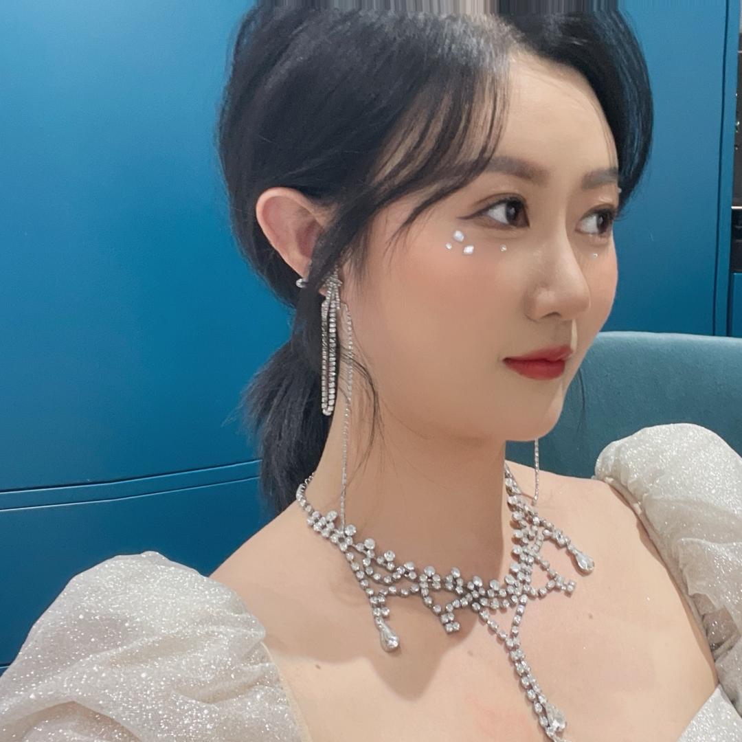 美业晓颜