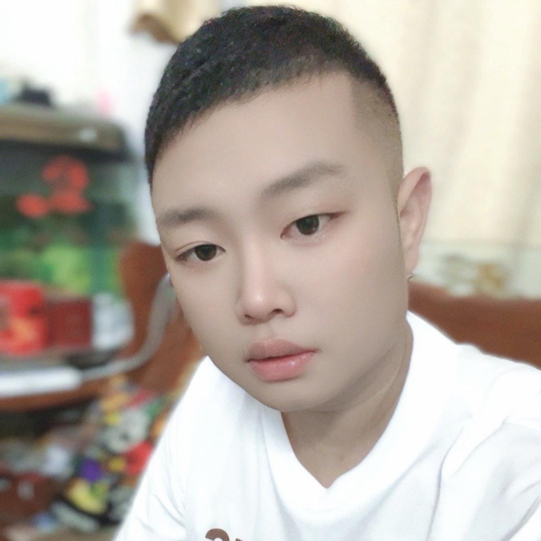 粤K的一位钩机小肥仔  (目标减肥)