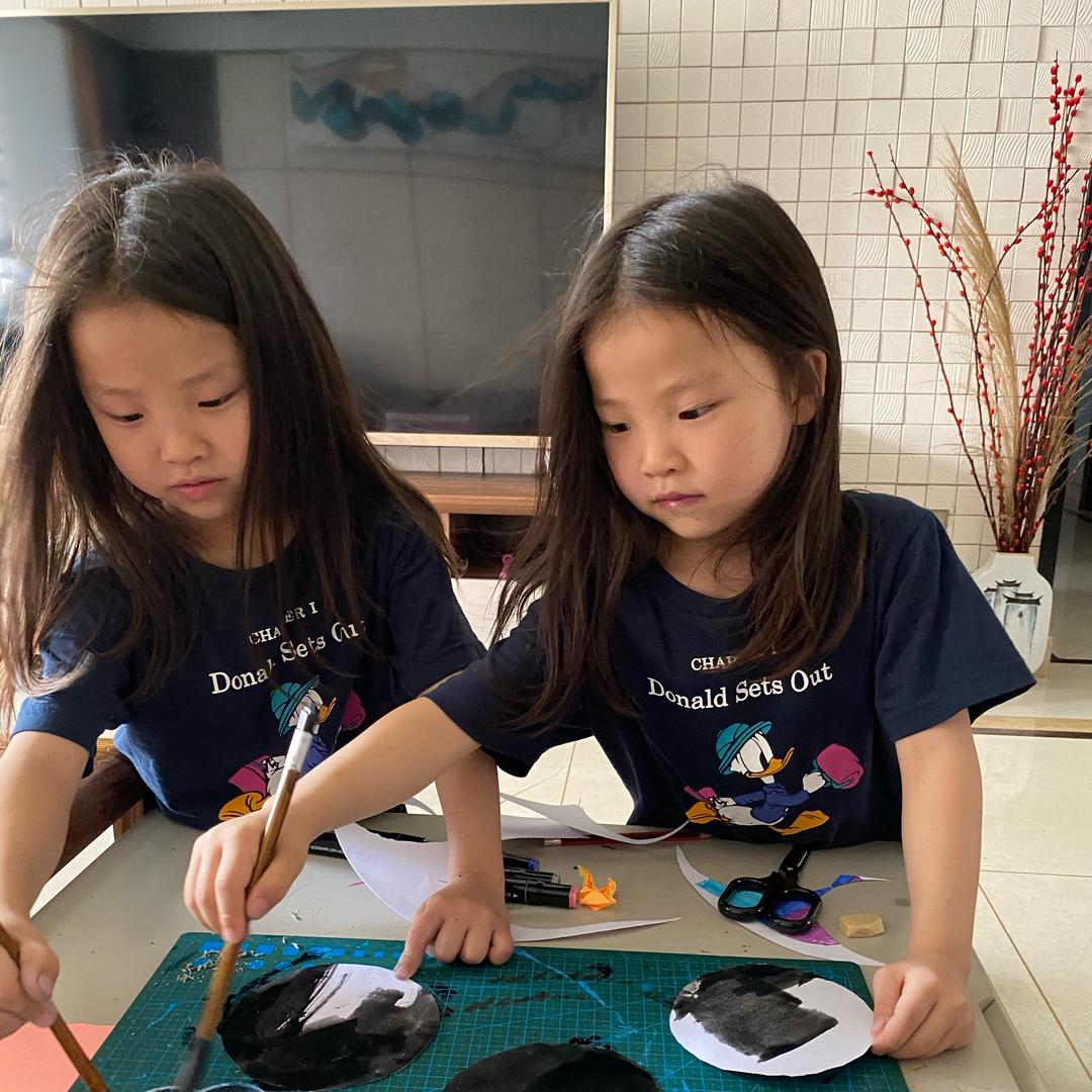 甜甜蜜蜜向前冲