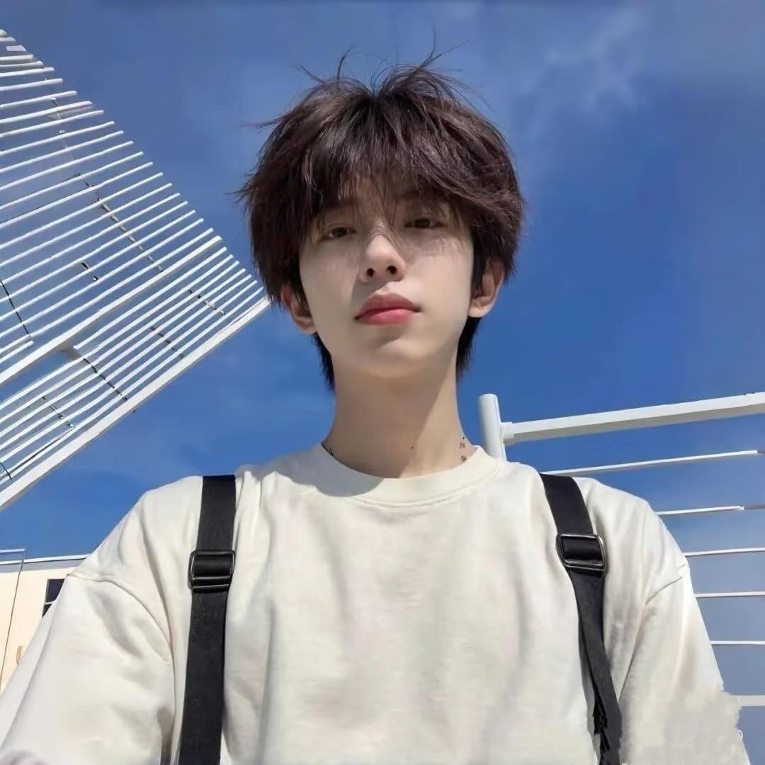 学弟大王🍼