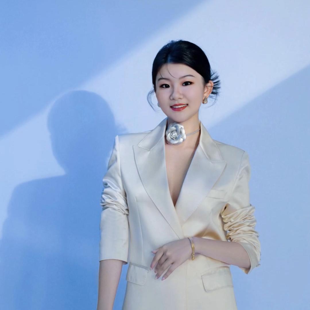 ༺🔥甜甜🔥༻设计师