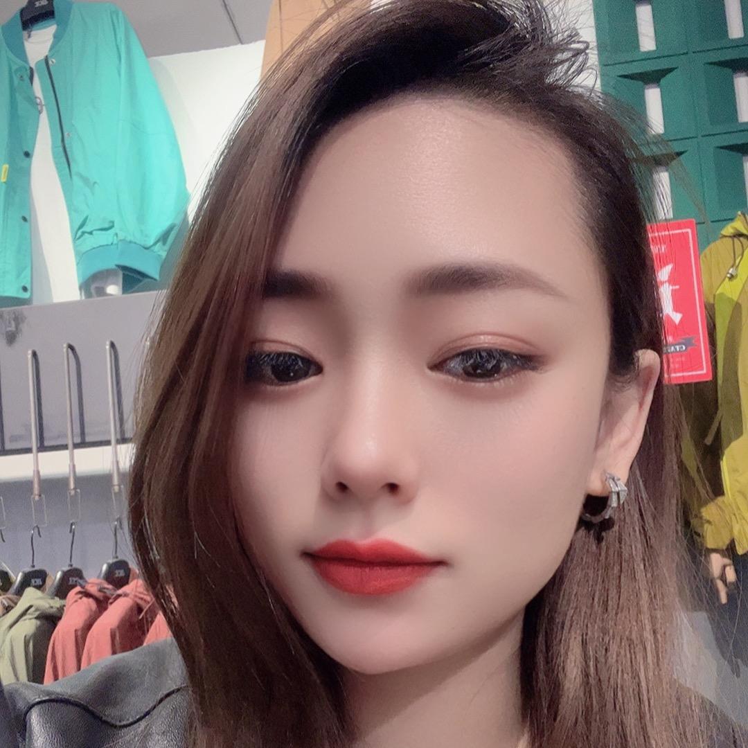 💋小  ^_^  霞💋