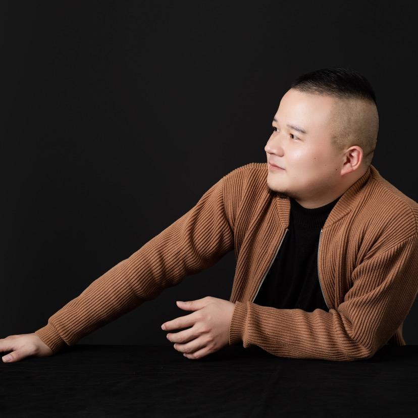 胡子哥【乐平顶层全案设计】