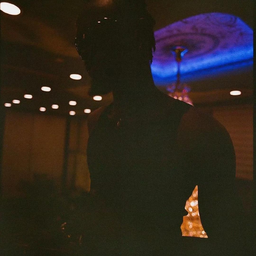 𝑳𝒐𝑹𝒖𝒊$~