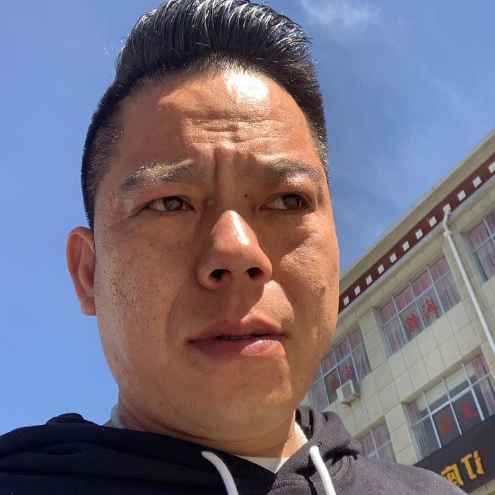 平塘县居梦澜家纺