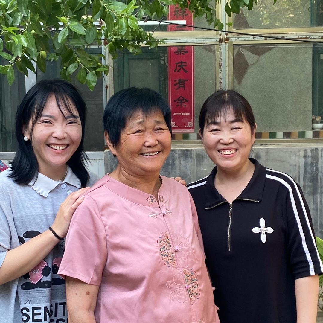 农村大华（姑姑与侄媳妇的快乐生活）