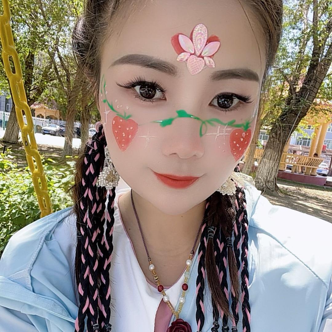 面部彩绘-豆豆、烤脆皮肠！