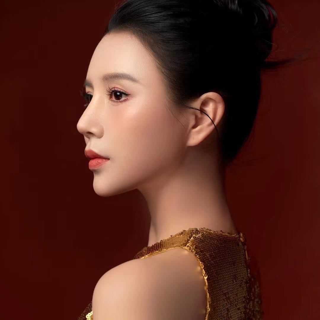 亚姐美选