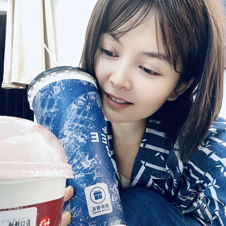 绮美时尚服装创意屋