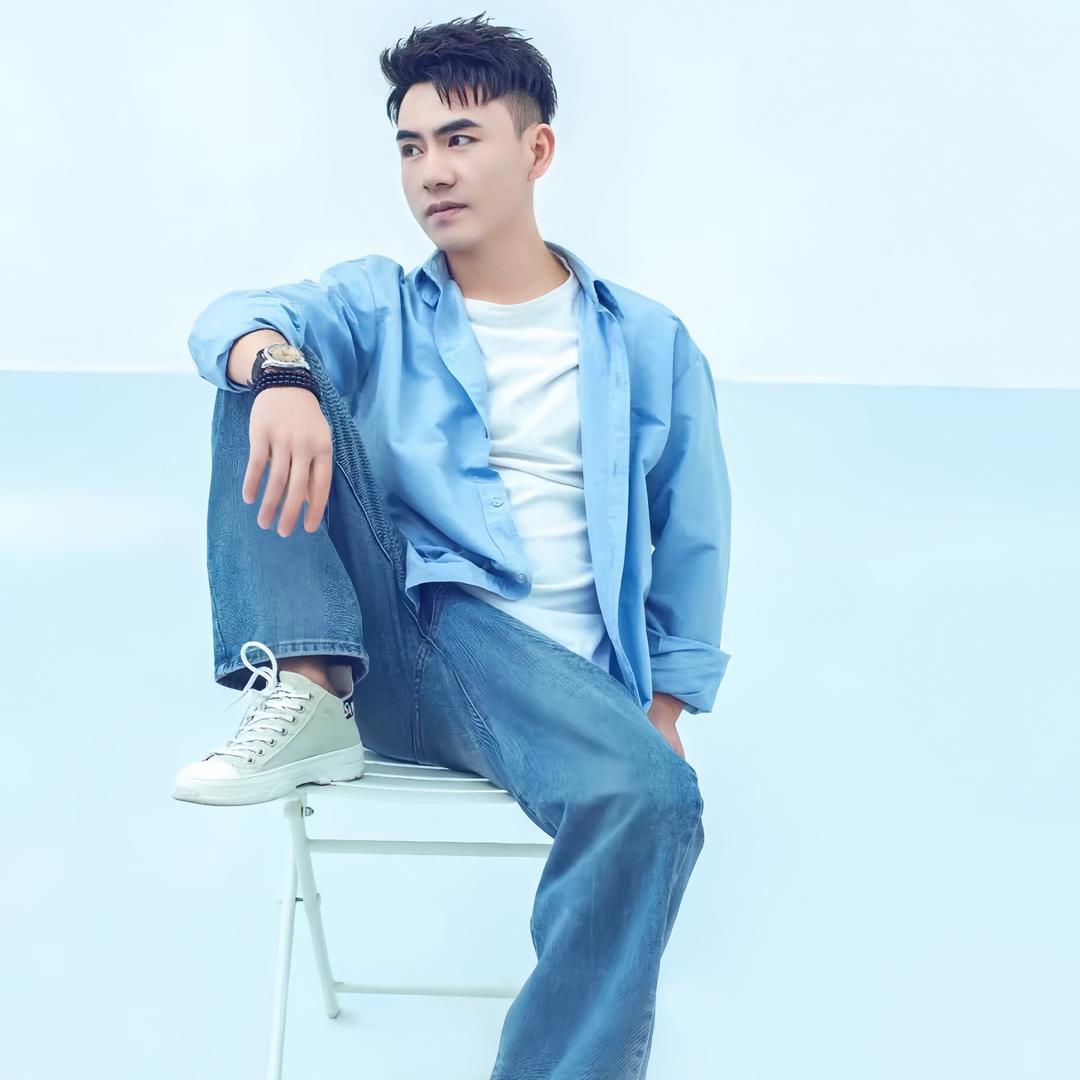 IU潮牌SALON-南湖店