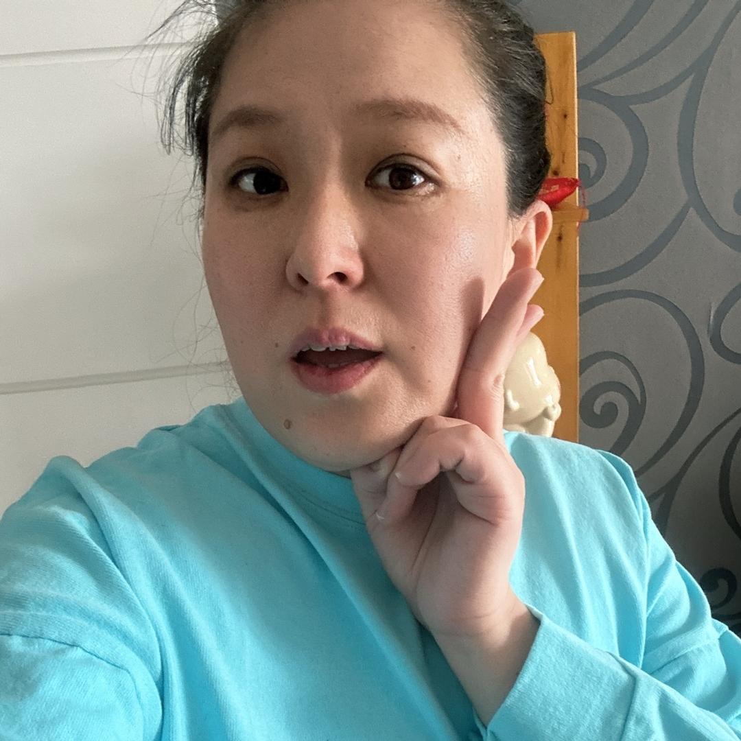 小点点(๑•̀ㅂ•́)و✧
