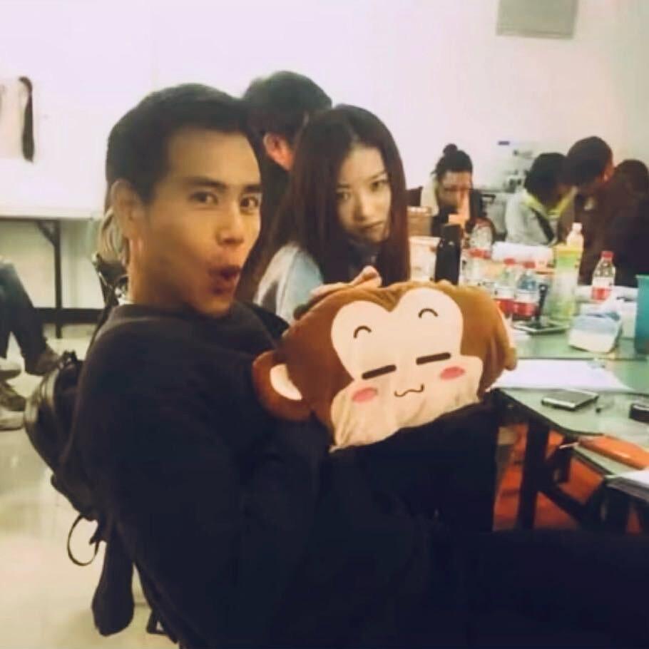 ZHU.