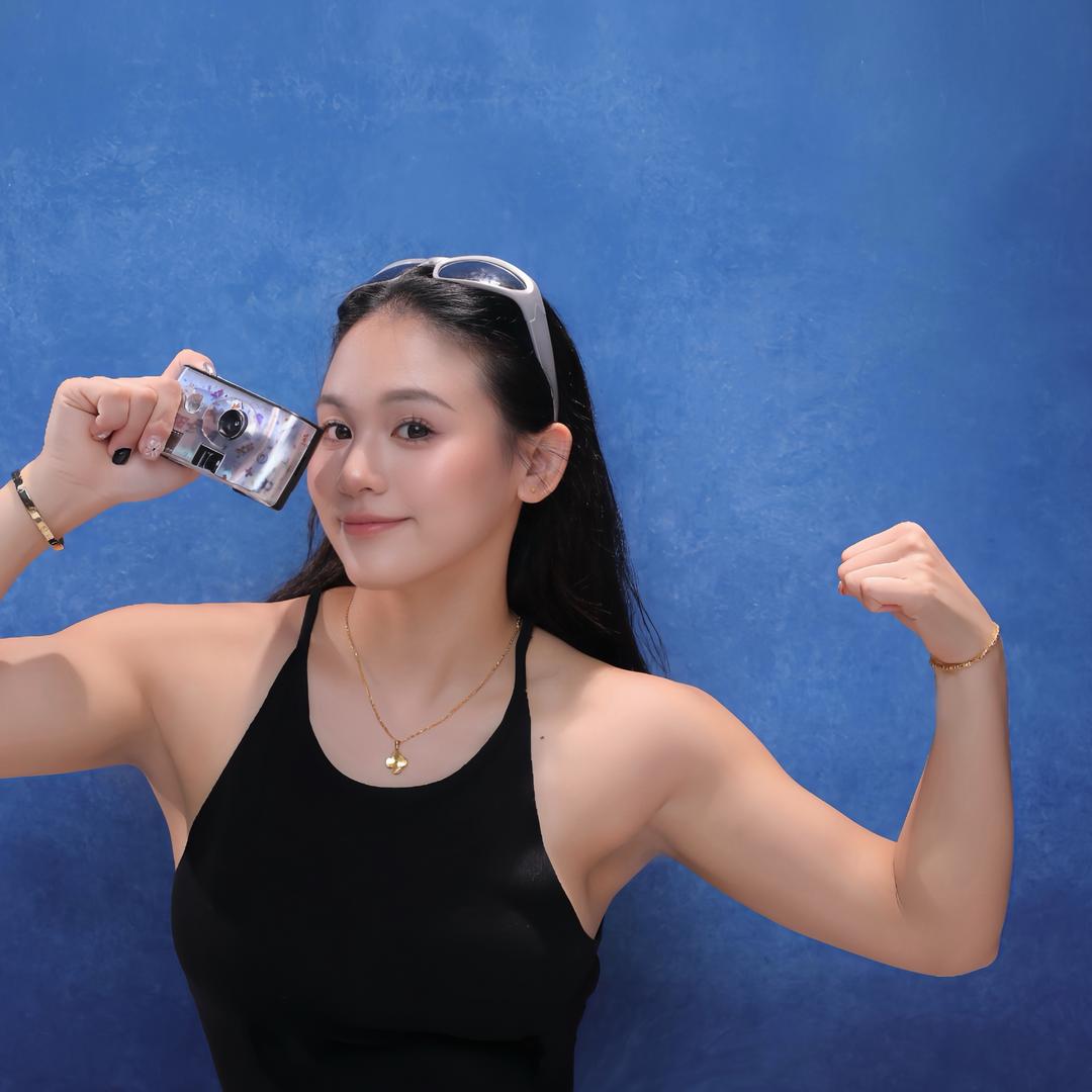 lucky💪🏻👧🏻🤳🏻小钢炮