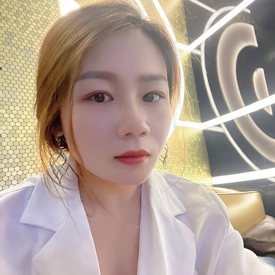 我的快乐就是想你😘
