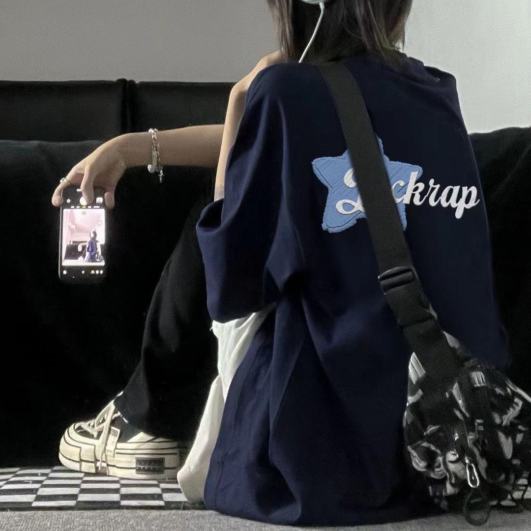 梦纳莉雅广州市林雨清风电子商务有限公司潮流女装专卖店