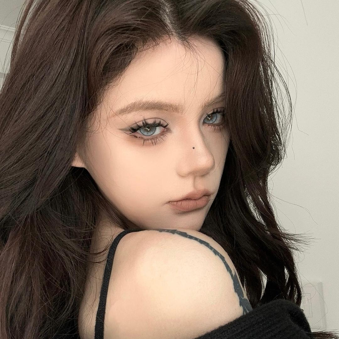 素研•化妆老师