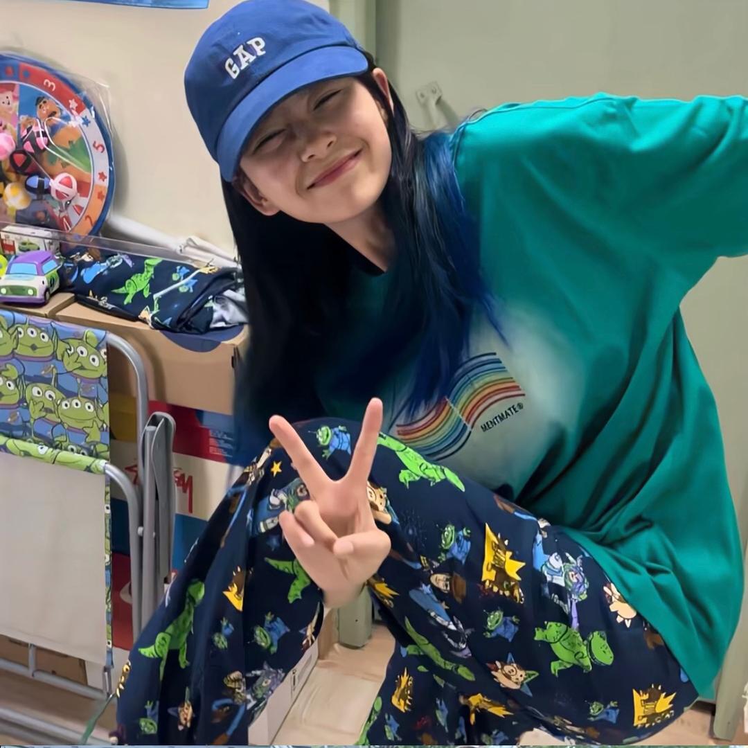 W. 🧸.