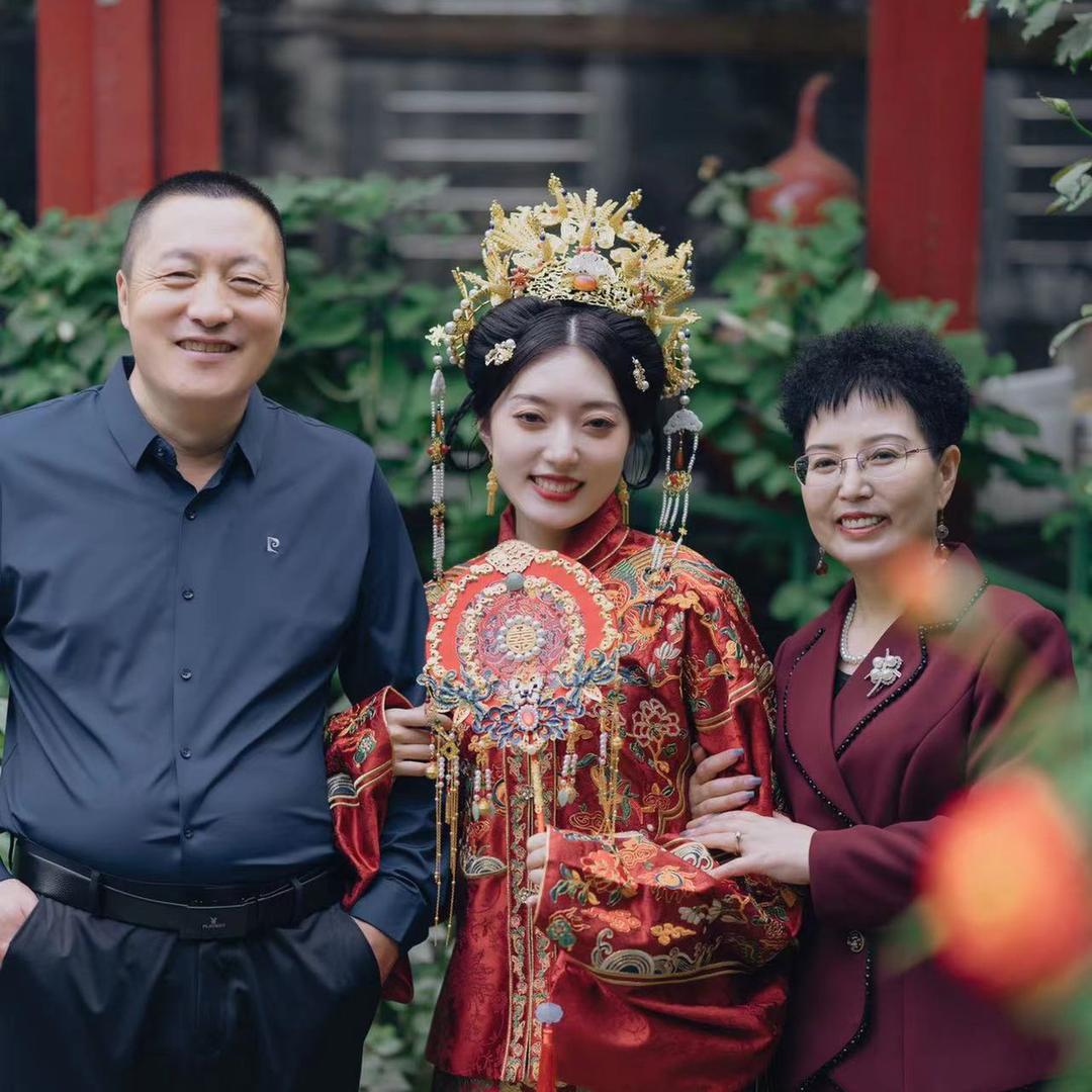 小太阳指艺舞ღ. 🌷