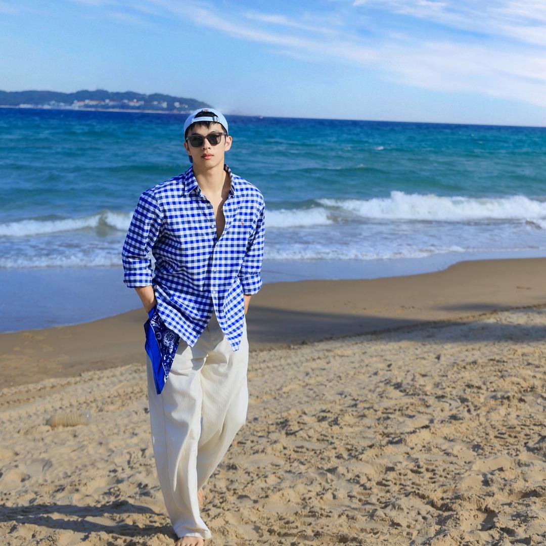 拾力氧舱游泳健身 哼哼