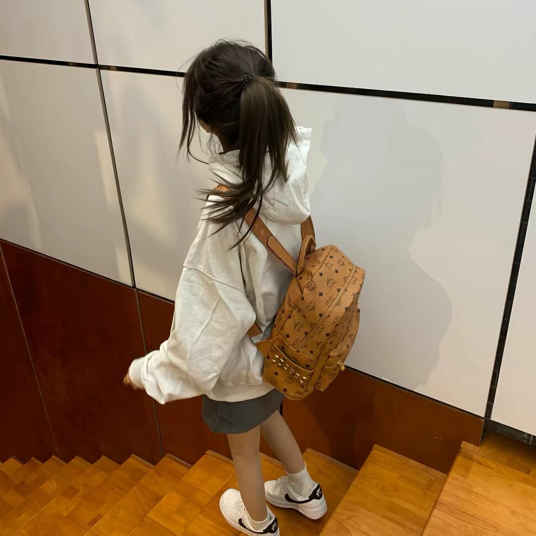 锁骨右下方有颗痣