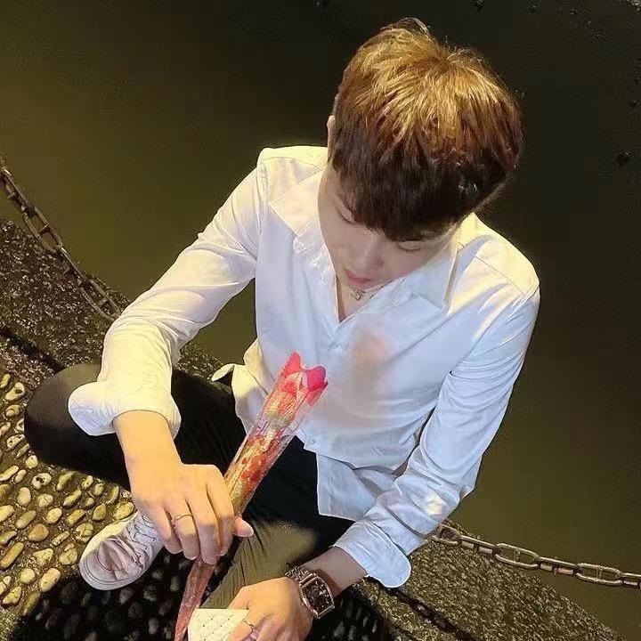 梦醒物亦非