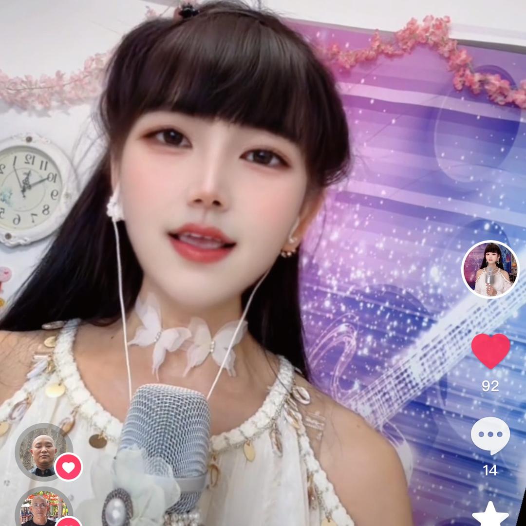 雨儿🎤🎤（每天早上10:10分）直播