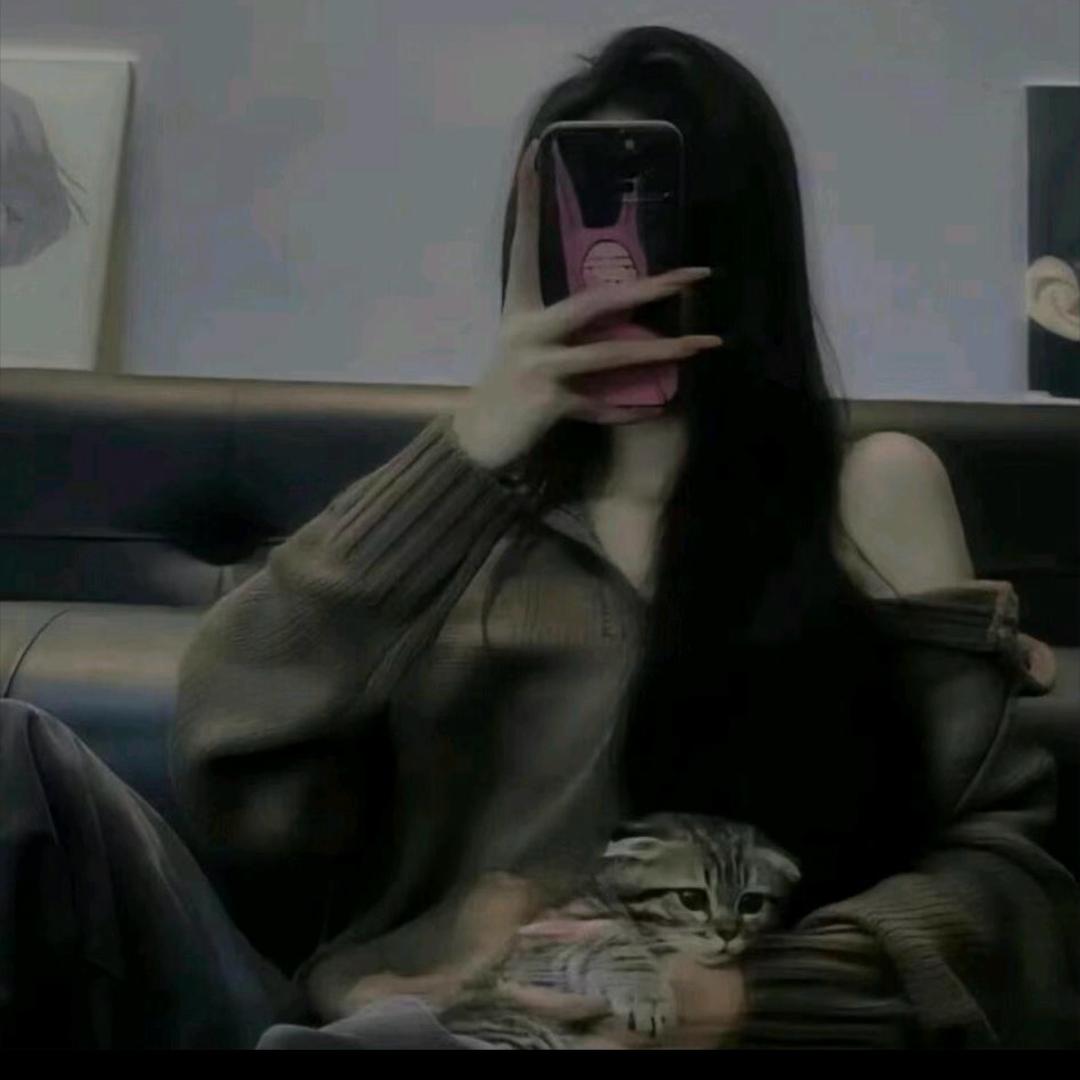 大眼妹（发财🔥）