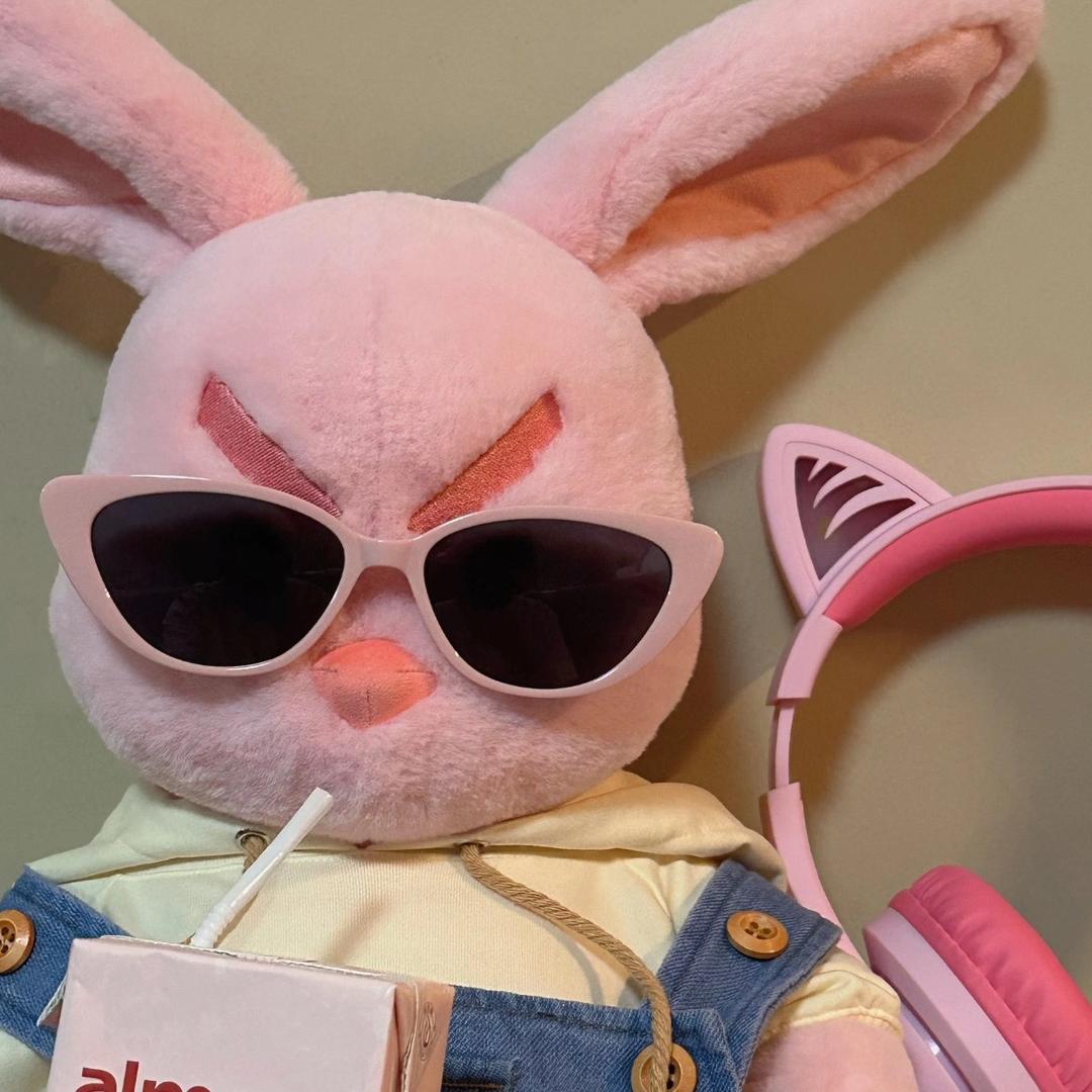 爱逛街的草莓派