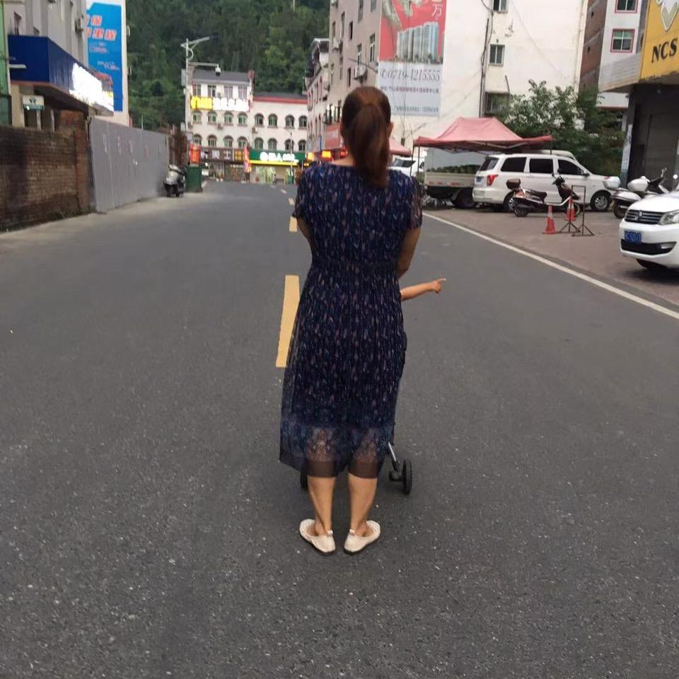 🌹烟花再美只是瞬间🌹