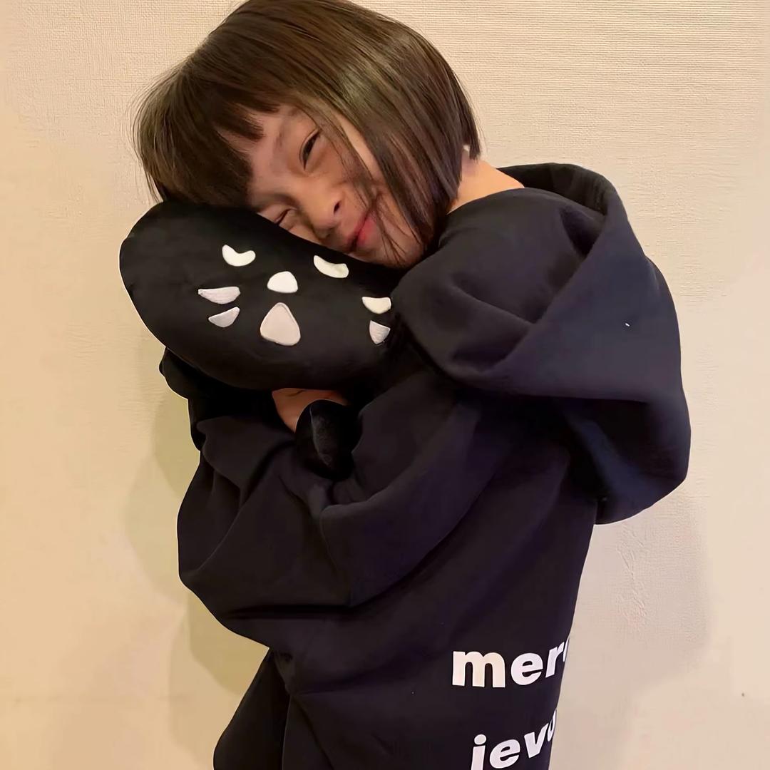 妮妮^