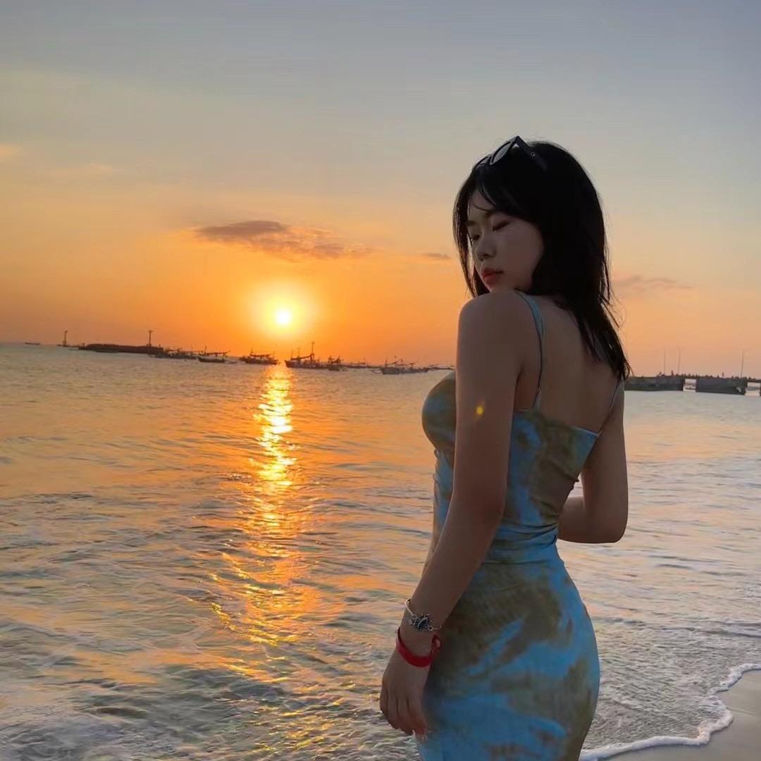 无锡卡戴珊.（健身摆烂版