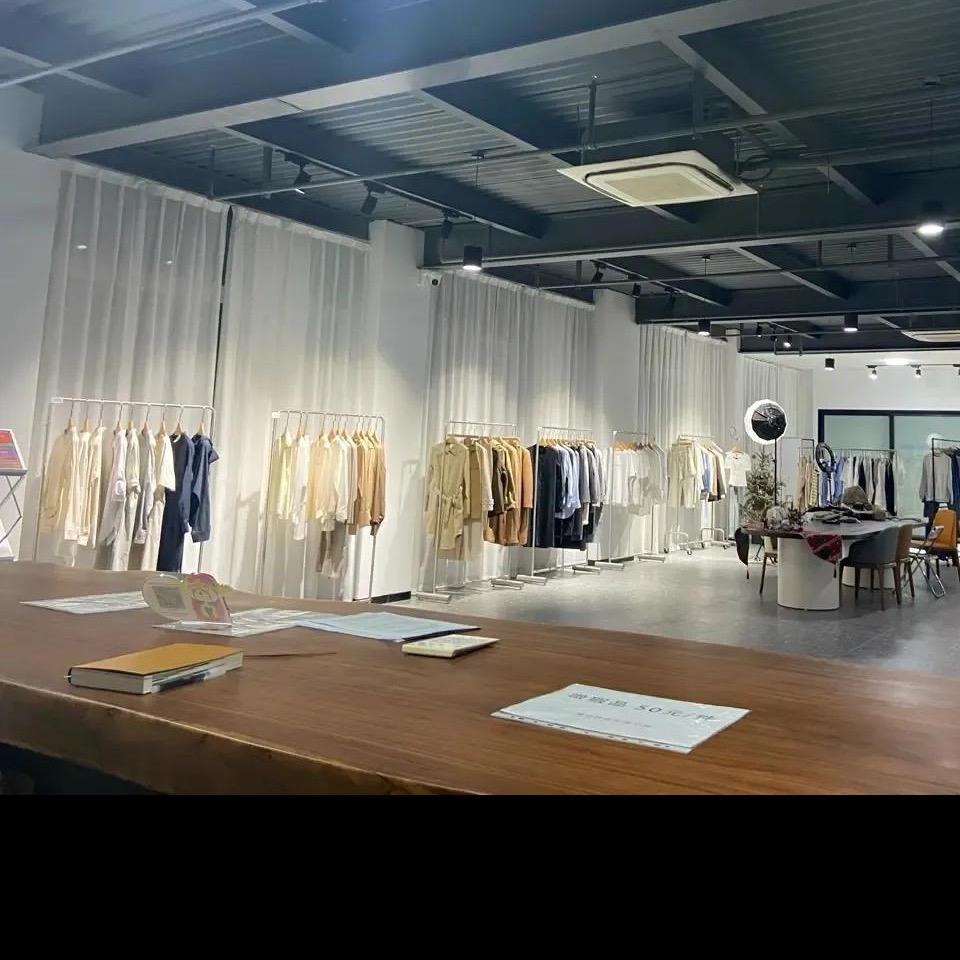 15年女装工厂直销店