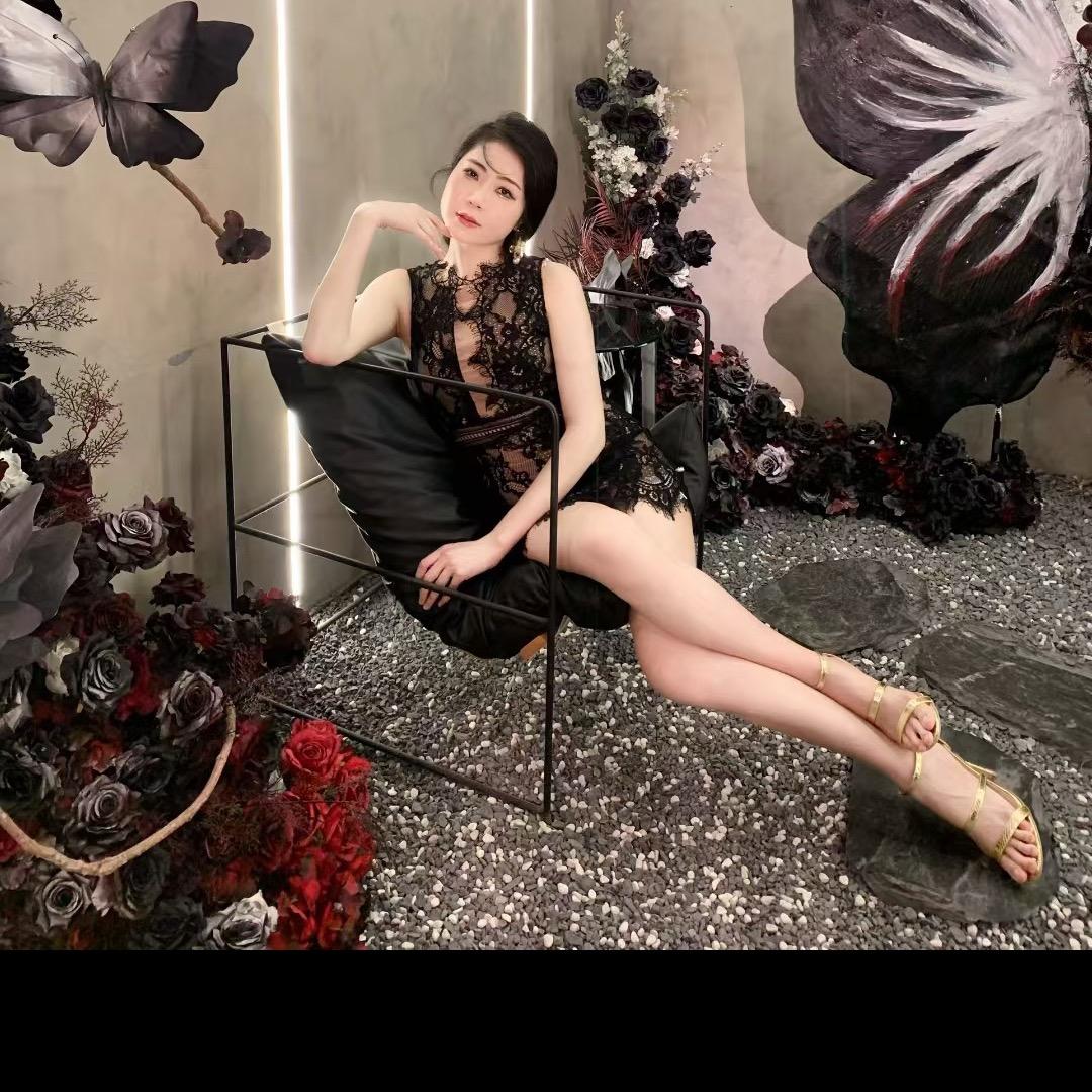 瑾岚吖