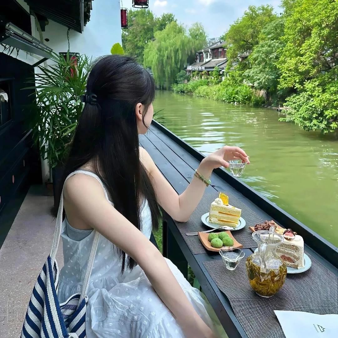 小鱼同学