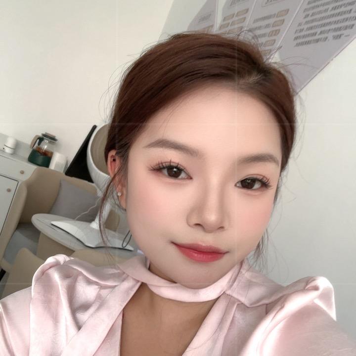 在夏邑做美容的小虎牙