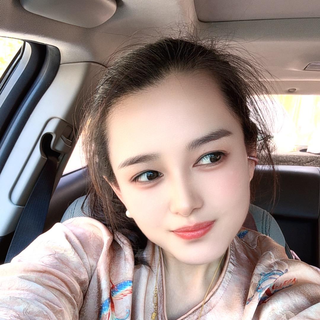 劉佳犟