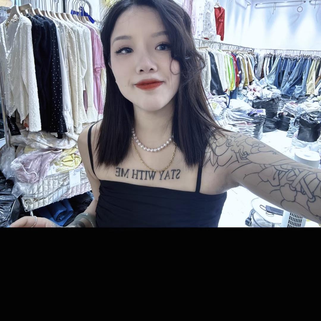 昆明螺蛳湾双双女装批发【可拿货、批发】
