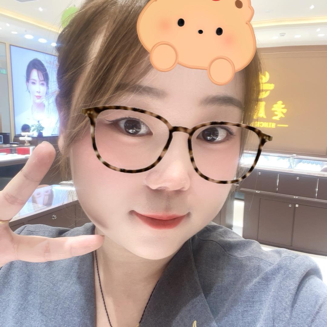 卖珠宝的小阿姨～