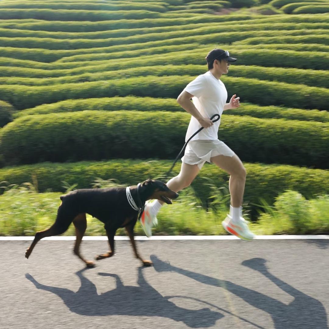 Sisterhood Center 姐妹中心