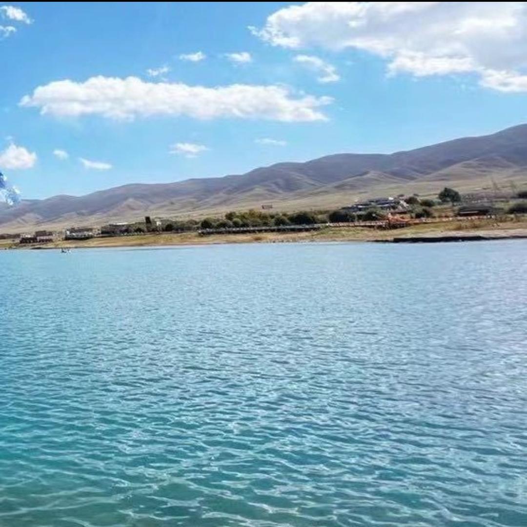 湖山汇
