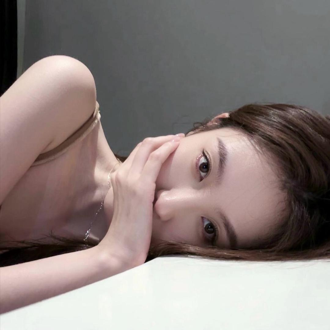 - N小 青.