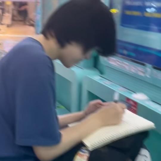 和赵二高级被江叔发现后乘乘的给江叔做🐶